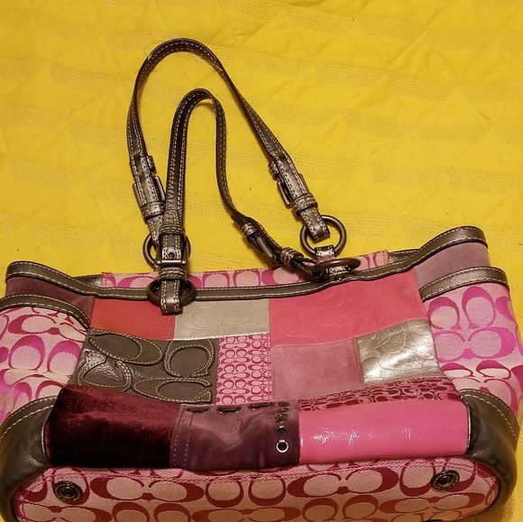 Coach purses - Picture 2 of 7